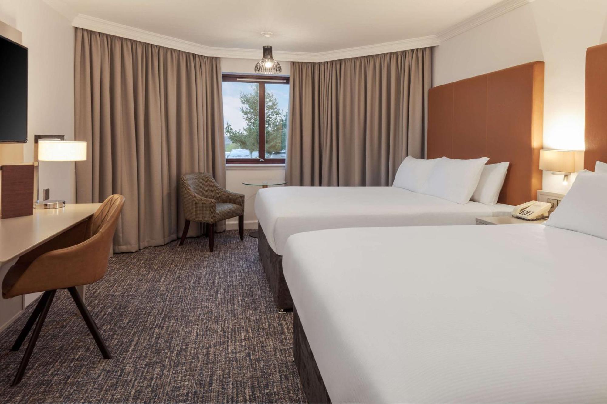 Glasgow Westerwood Hotel, Spa & Golf Resort Cumbernauld Eksteriør bilde
