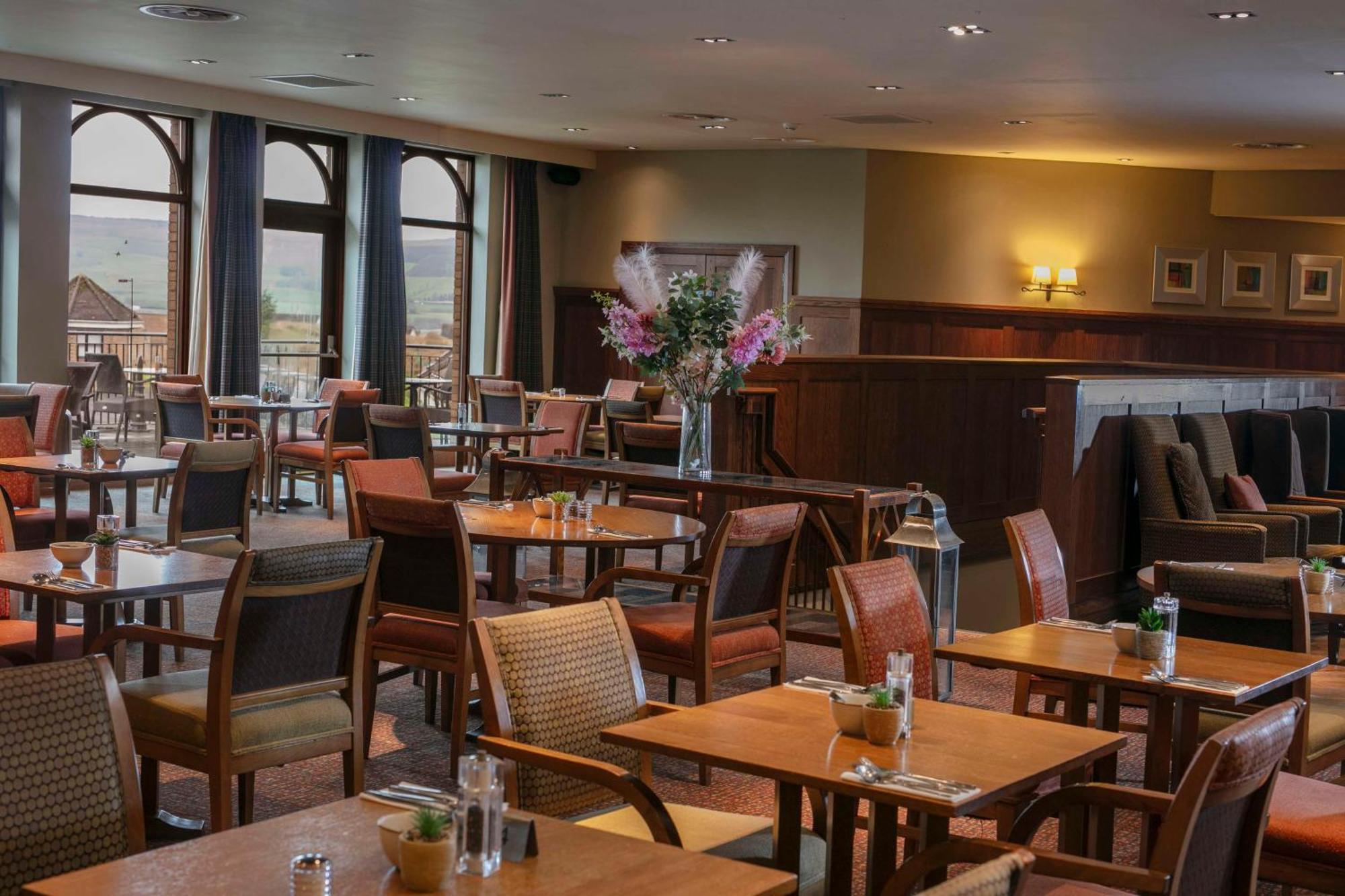 Glasgow Westerwood Hotel, Spa & Golf Resort Cumbernauld Eksteriør bilde