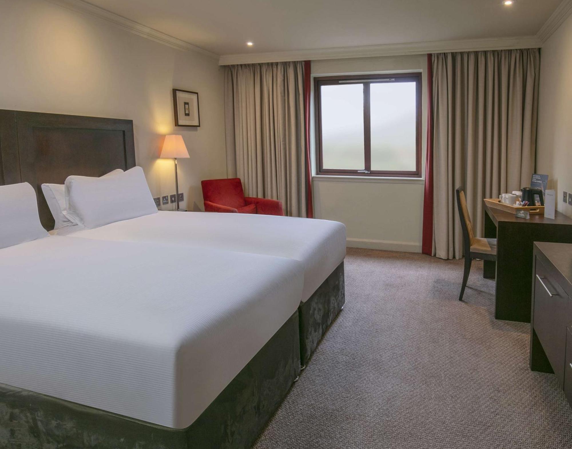 Glasgow Westerwood Hotel, Spa & Golf Resort Cumbernauld Eksteriør bilde